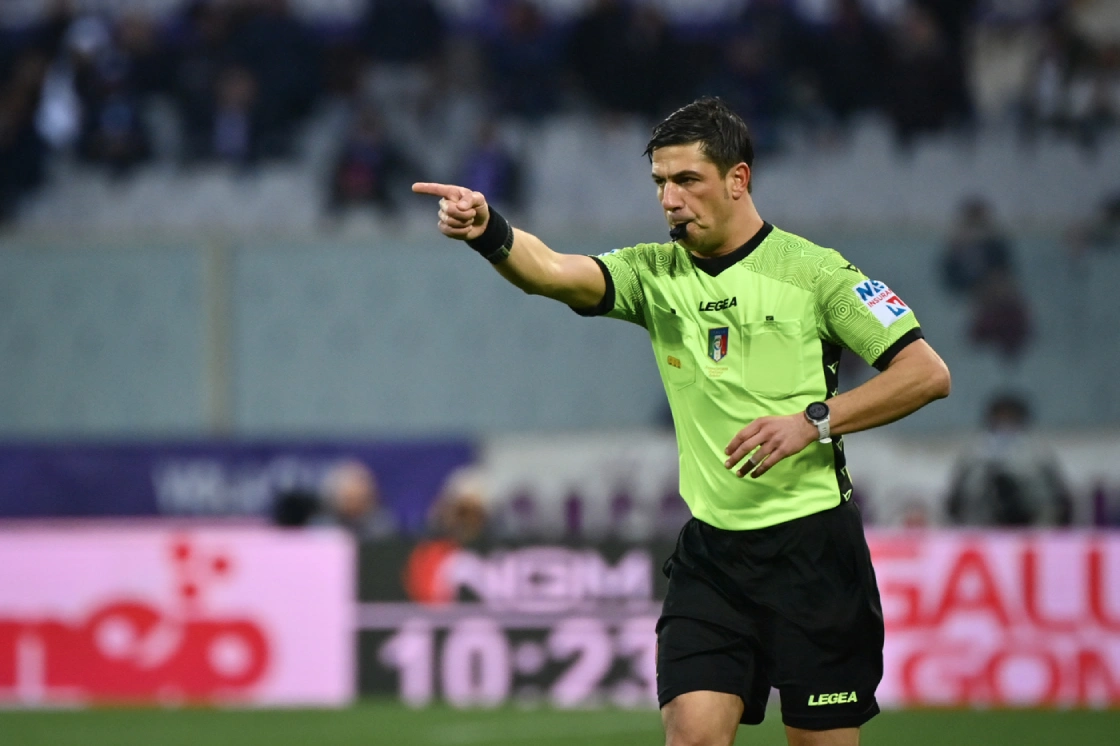 Gianluca Manganiello arbitro Como Napoli Serie A 2024-2025