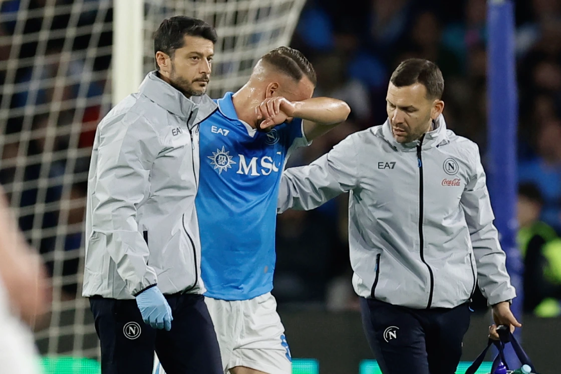 Stanislav Lobotka infortunio cavigilia Napoli