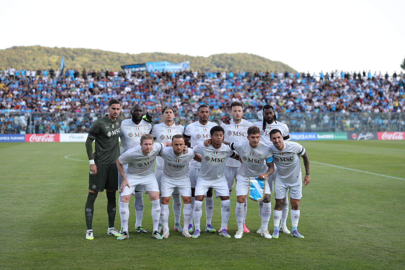 Gruppo squadra Napoli-Girona amichevole