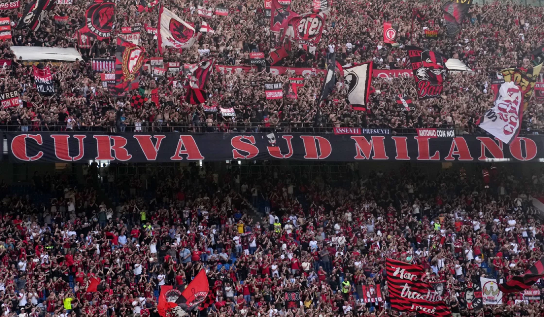 Curva Sud Milan Napoli