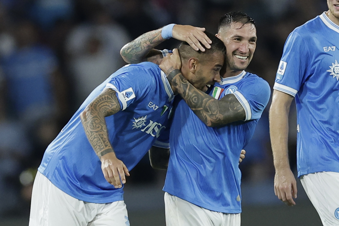 Leonardo Spinazzola e Matteo Politano Napoli-Pisa Serie A 2025-26