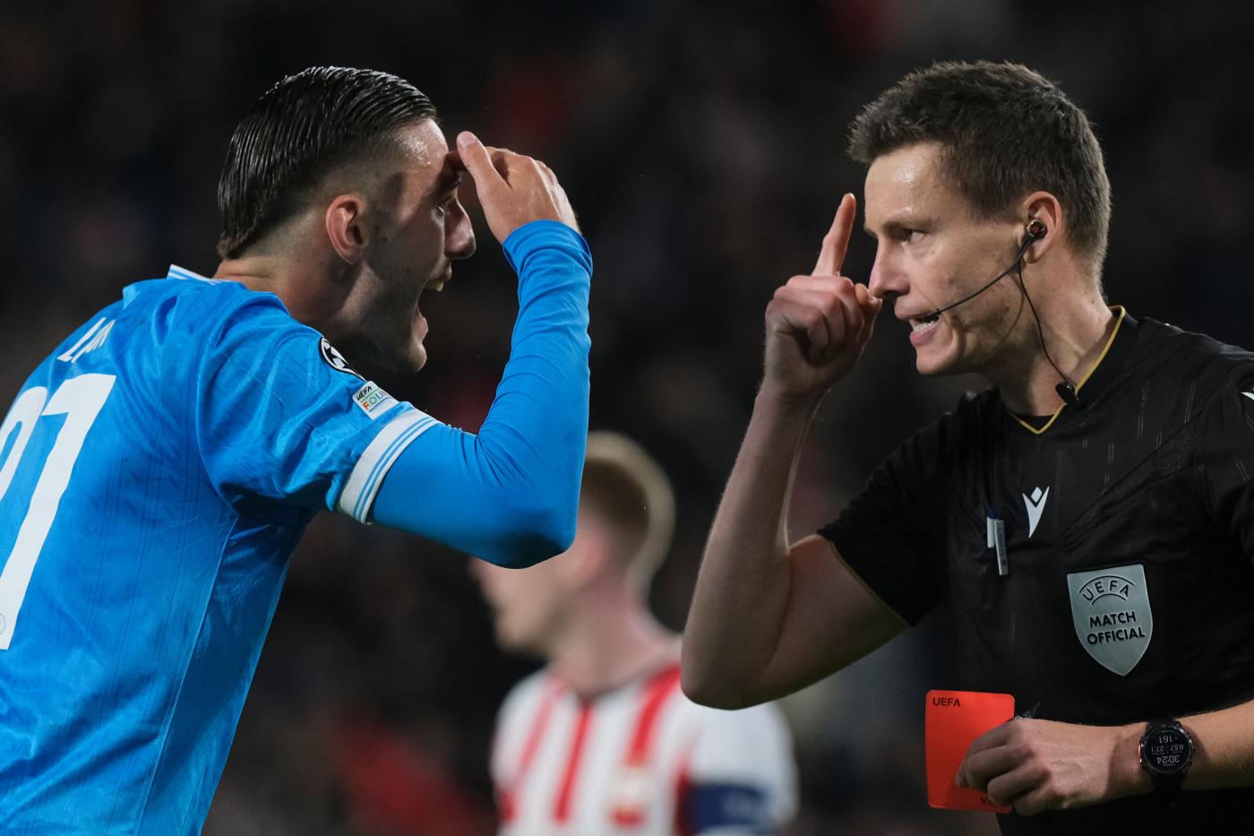Lorenzo Lucca espulsione Champions League